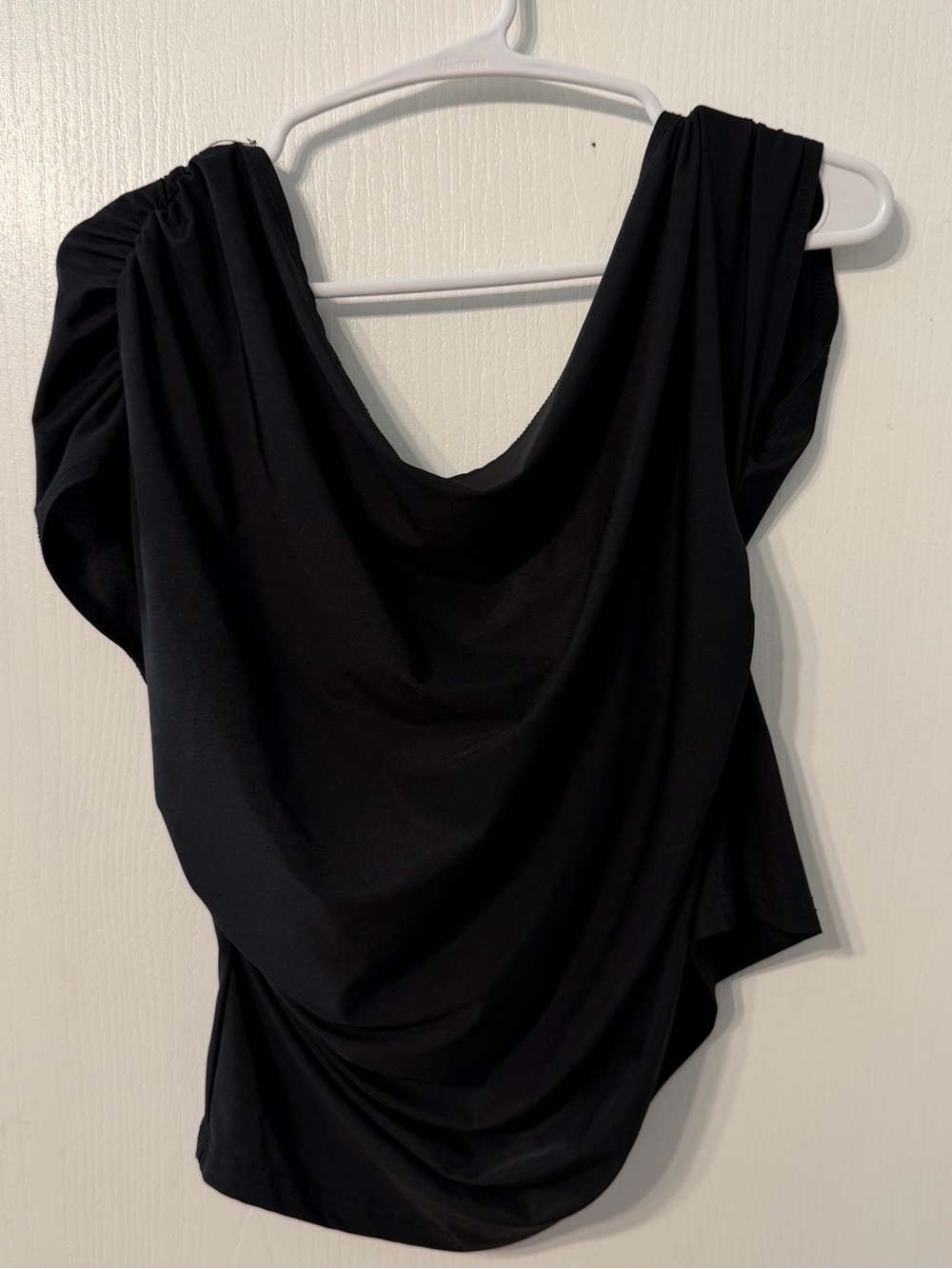 SHEIN Black Draped Drape Neck Sleeveless Top